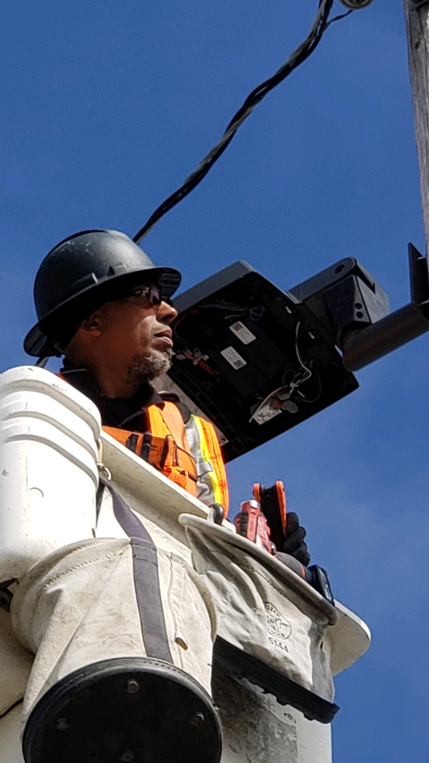 Overhead line and utility work